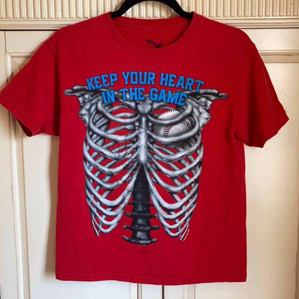Boys baseball graphic red t shirt L